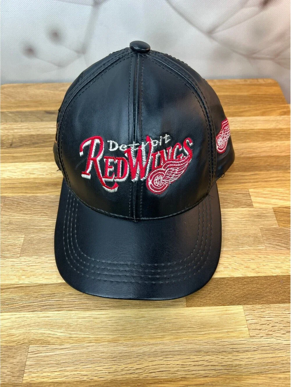 Vintage Detroit Red Wing black Leather Embroidered